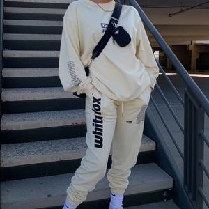 White Fox boutique sweatpants/jogger